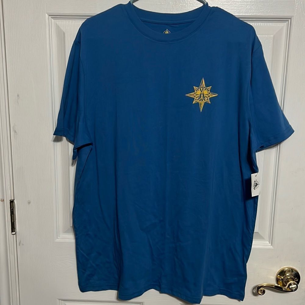 🔥🔥”NWT” Official DISNEYLAND Resorts Mickey Mouse Graphic Tee - NEW Men Sz L 🔥